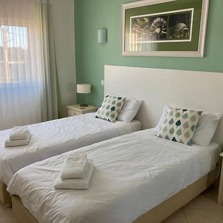 Apartamento Vila Marachique アルヴォル エクステリア 写真