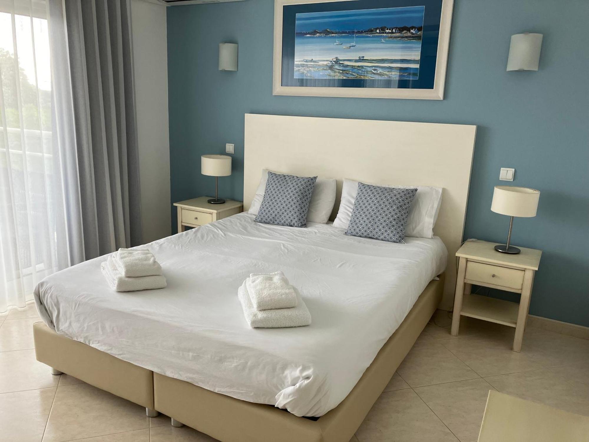 Apartamento Vila Marachique アルヴォル エクステリア 写真